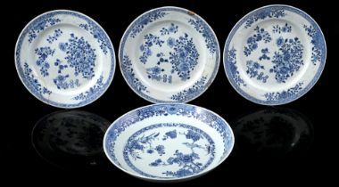 Porcelain dishes with floral decor, Qianlong