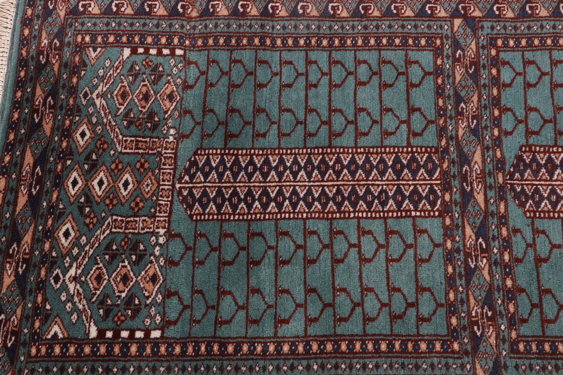 Oriental carpet - Bild 2 aus 3