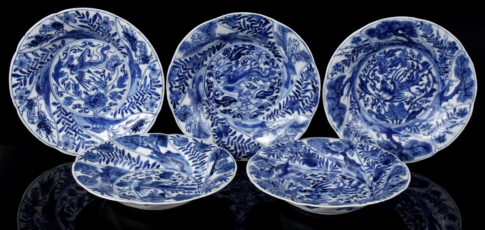 5 porcelain dishes, Kangxi