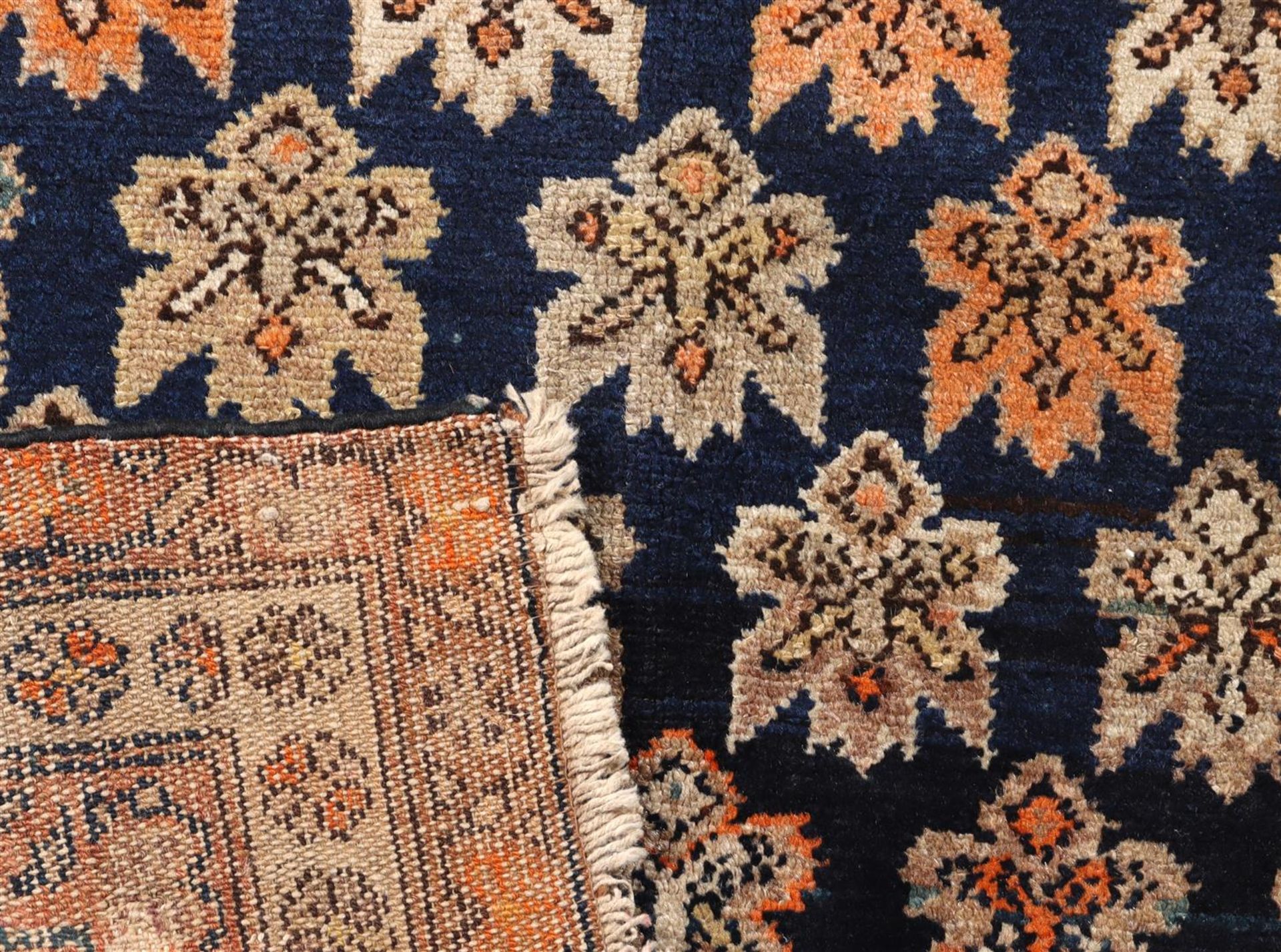 Hamadan carpet - Image 4 of 4