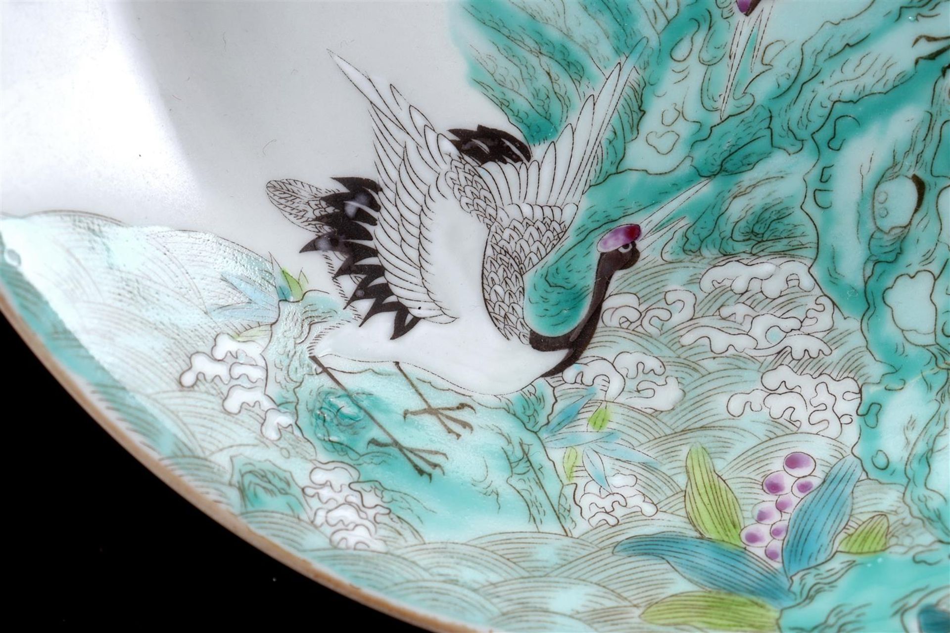 Porcelain dish with decor of cranes - Bild 4 aus 5