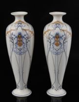 2 Arnhemsche Fayence vases