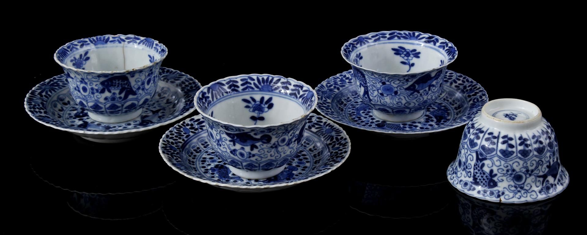 4 porcelain cups and 3 saucers, 19th century