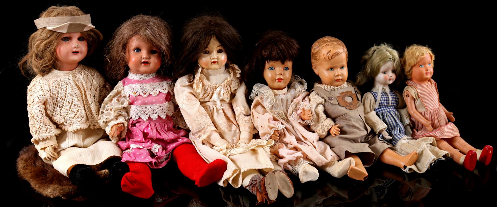 7 dolls