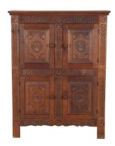 Oak 4-door cupboard with straight hood rail