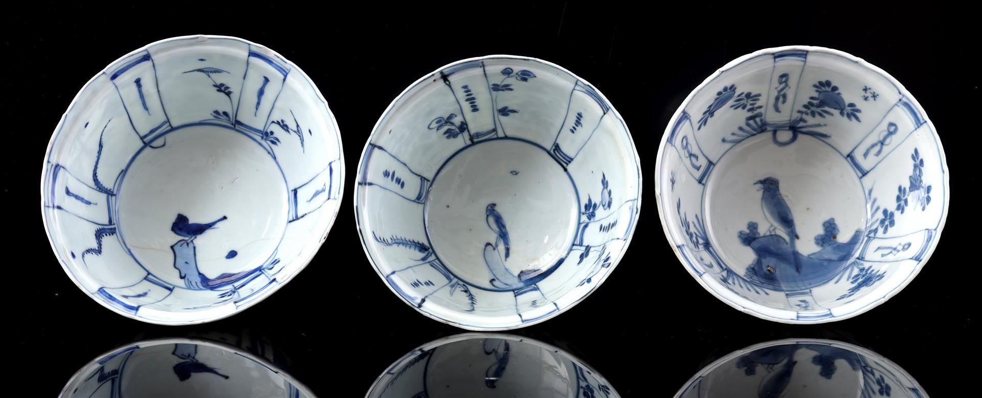 3 porcelain kraaikommen, Wanli - Bild 2 aus 5
