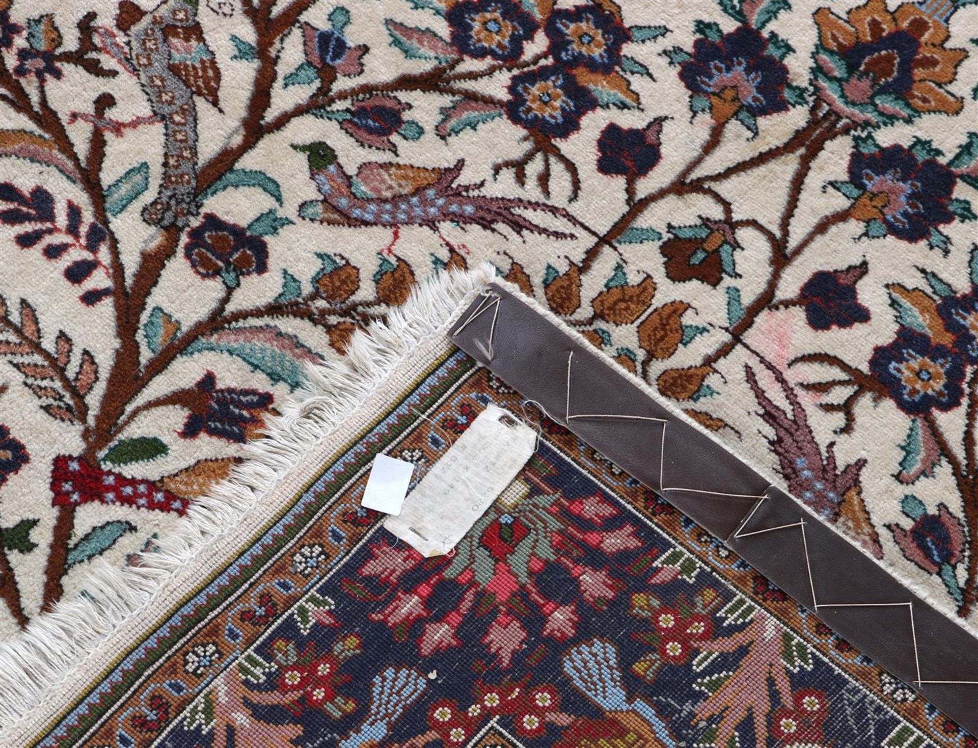 Ghom carpet - Image 4 of 4