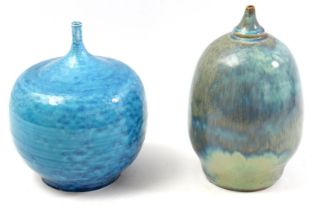 2 glazed ceramic vases