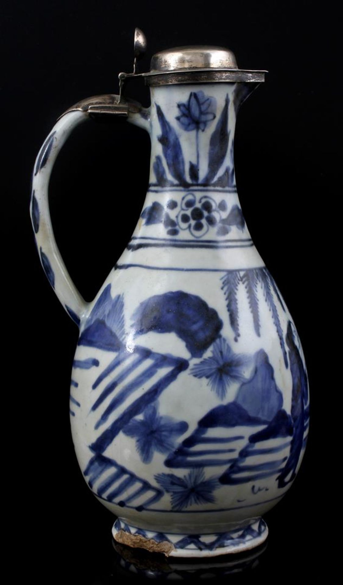 Porcelain jug, Transition - Image 2 of 5