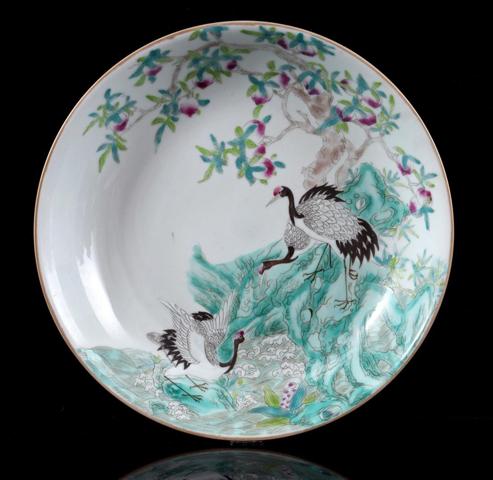 Porcelain dish with decor of cranes