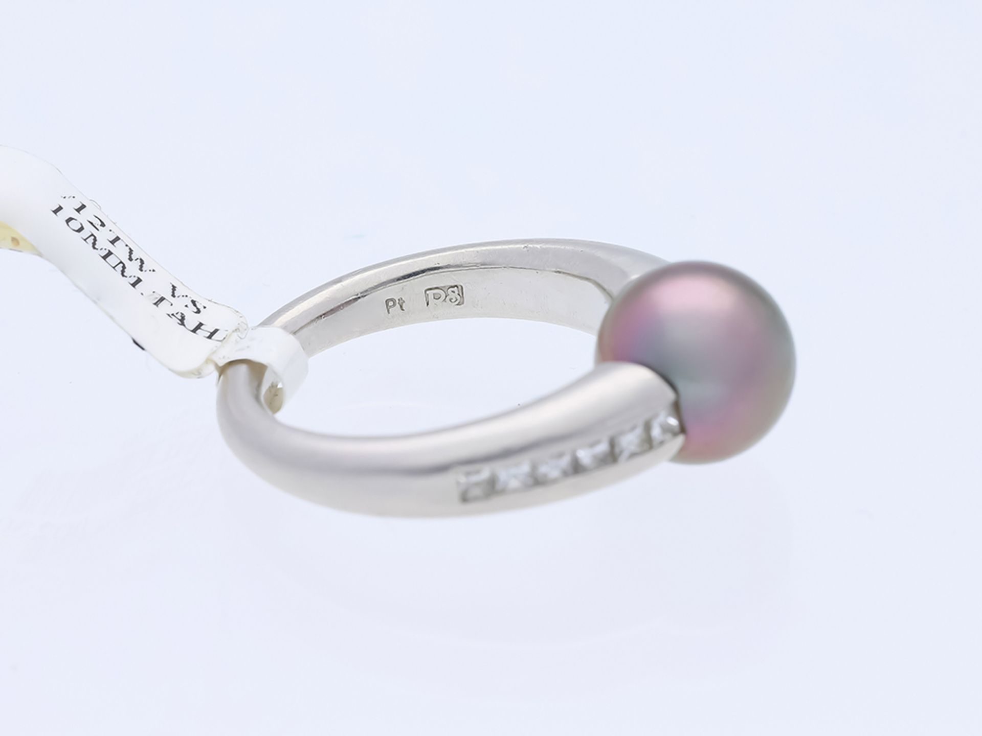 Ring with Tahitian cultured pearl and diamonds in 950 platinum, signed "BUNDA" - Image 4 of 6