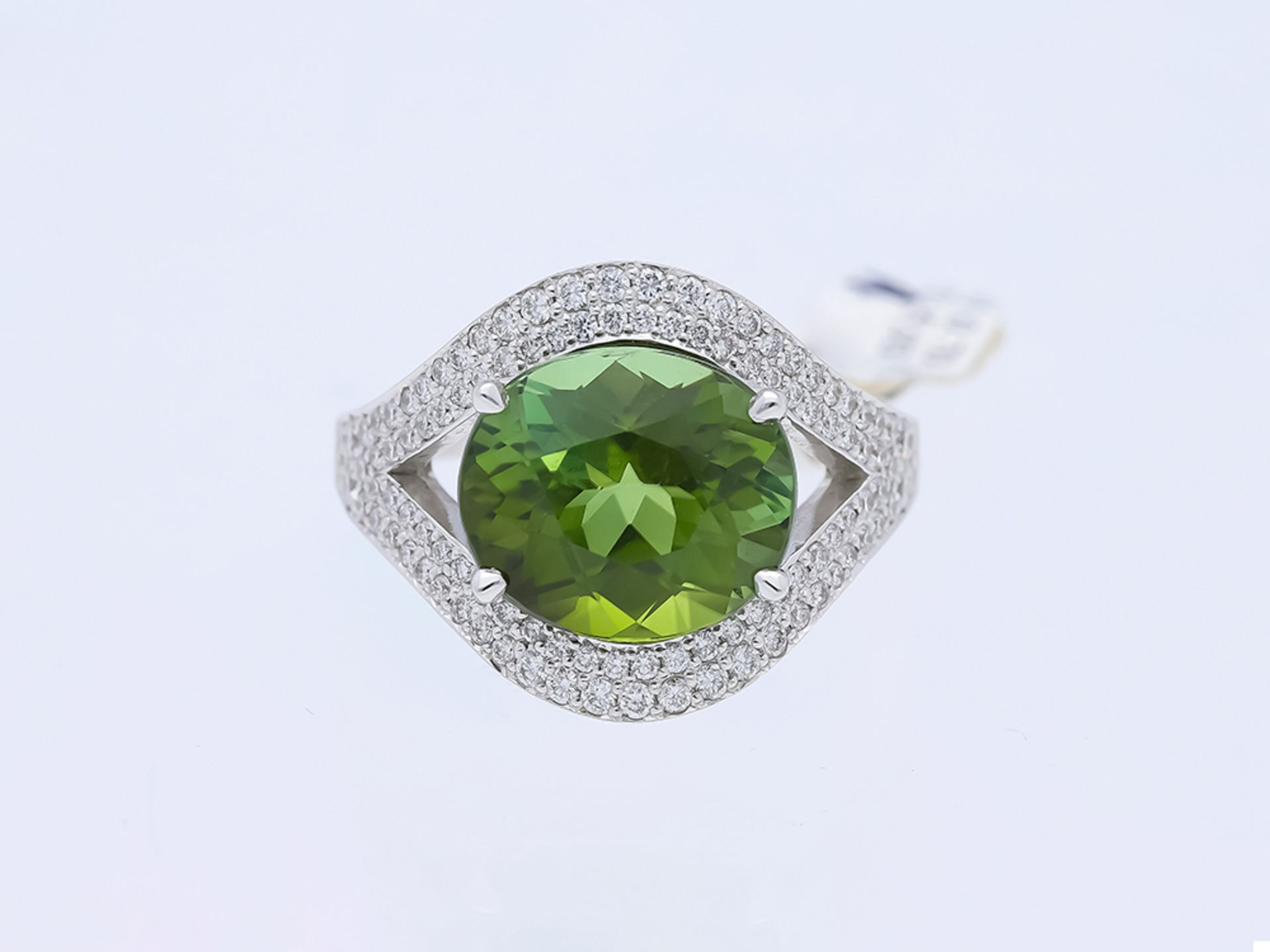 Ring with tourmaline diamonds in 750 white gold