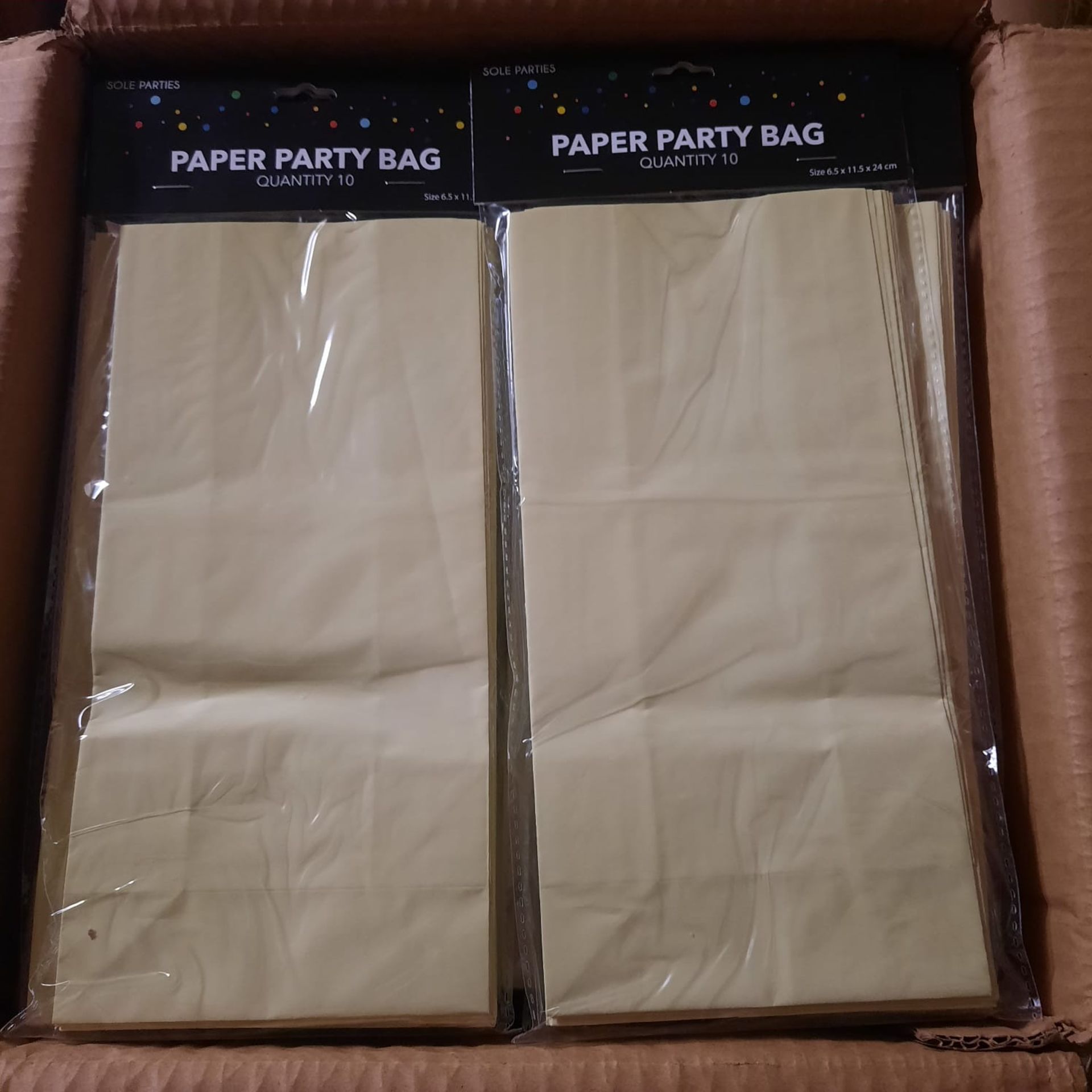 X 100 YELLOW PAPER PARTY BAGS - ALL NEW - SALEROOM ON MID OF ROW (C).