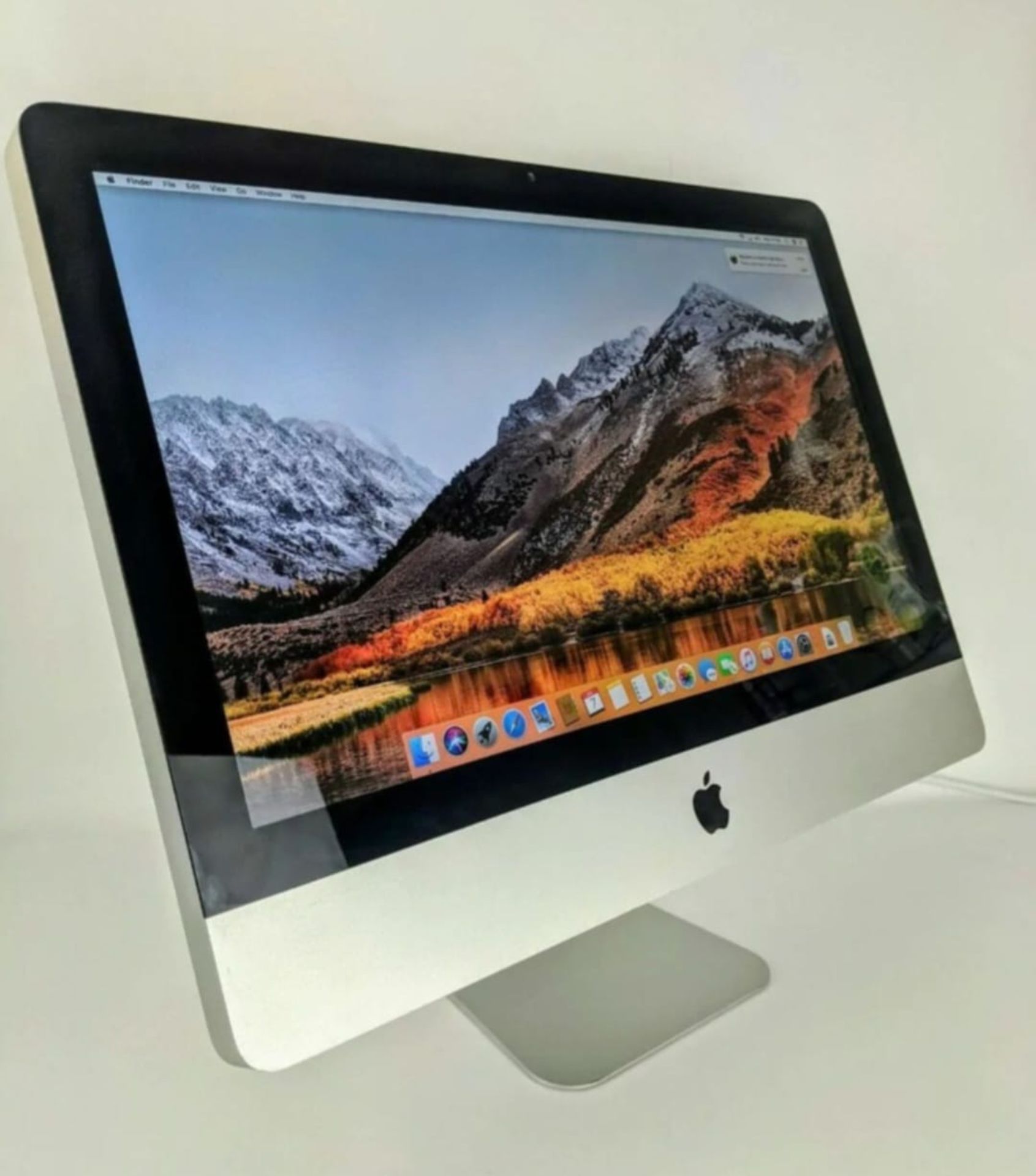 APPLE IMAC 21.5'' OS X HIGH SIERRA INTEL CORE i3 8GB MEMORY 500GB HD RADEON WIFI BLUETOOTH OFFICE