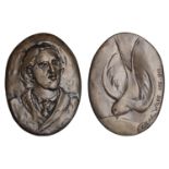 Oscar Wilde, 1989, an oval cast bronze medal by Danuta Solowiej-Wedderburn for BAMS, bust fa...