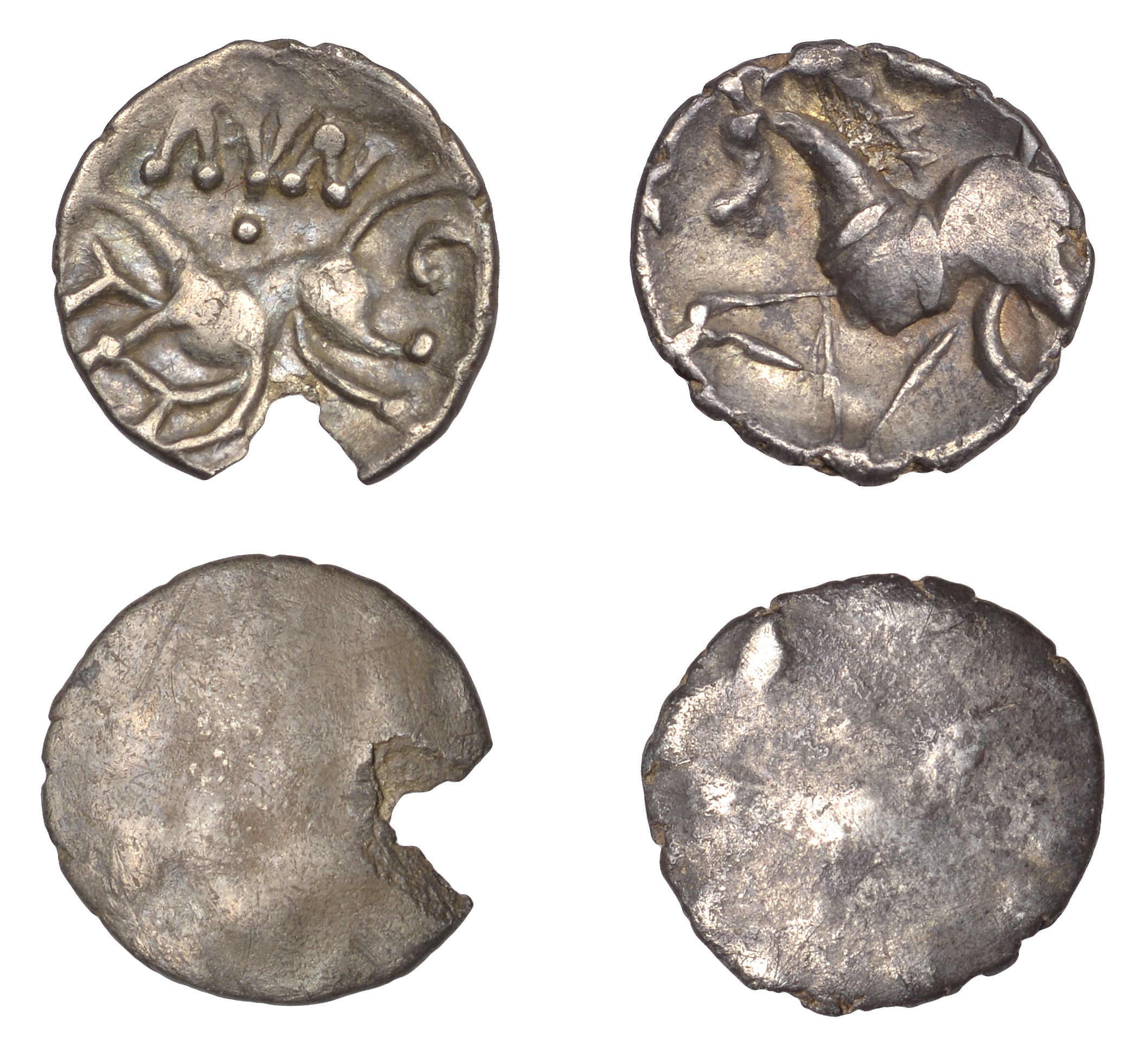 CORIELTAUVI, Early Uninscribed issues, silver Half-Unit, type ZB, trace of wreath, rev. hors...