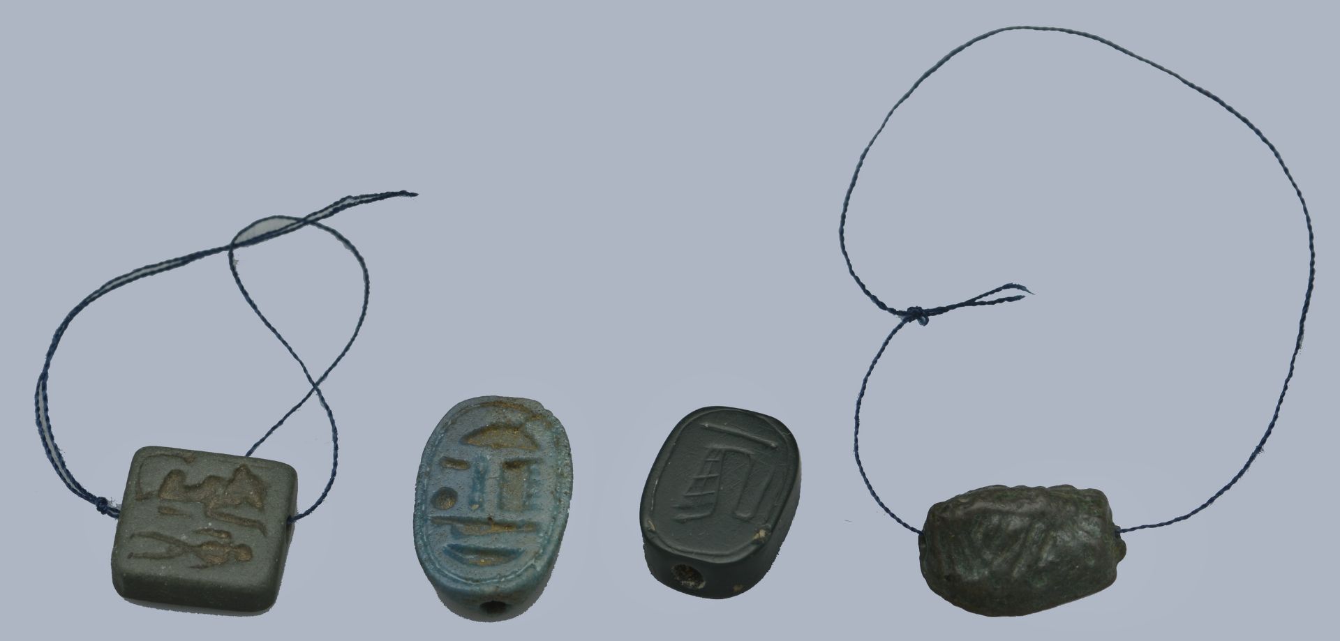 Egypt, New Kingdom (c. 1550-1069 BC), New Kingdom - Late Period, scaraboids (4), blue faienc... - Image 2 of 2