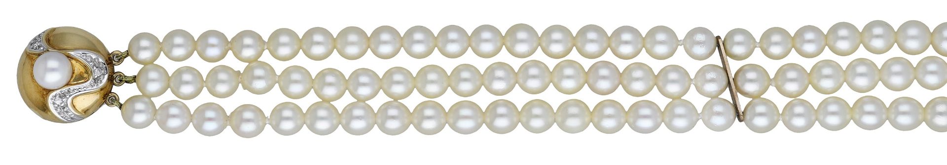 A cultured pearl collar by Mikimoto, the three-rows of cultured pearls to a bombÃ© clasp with... - Image 2 of 4