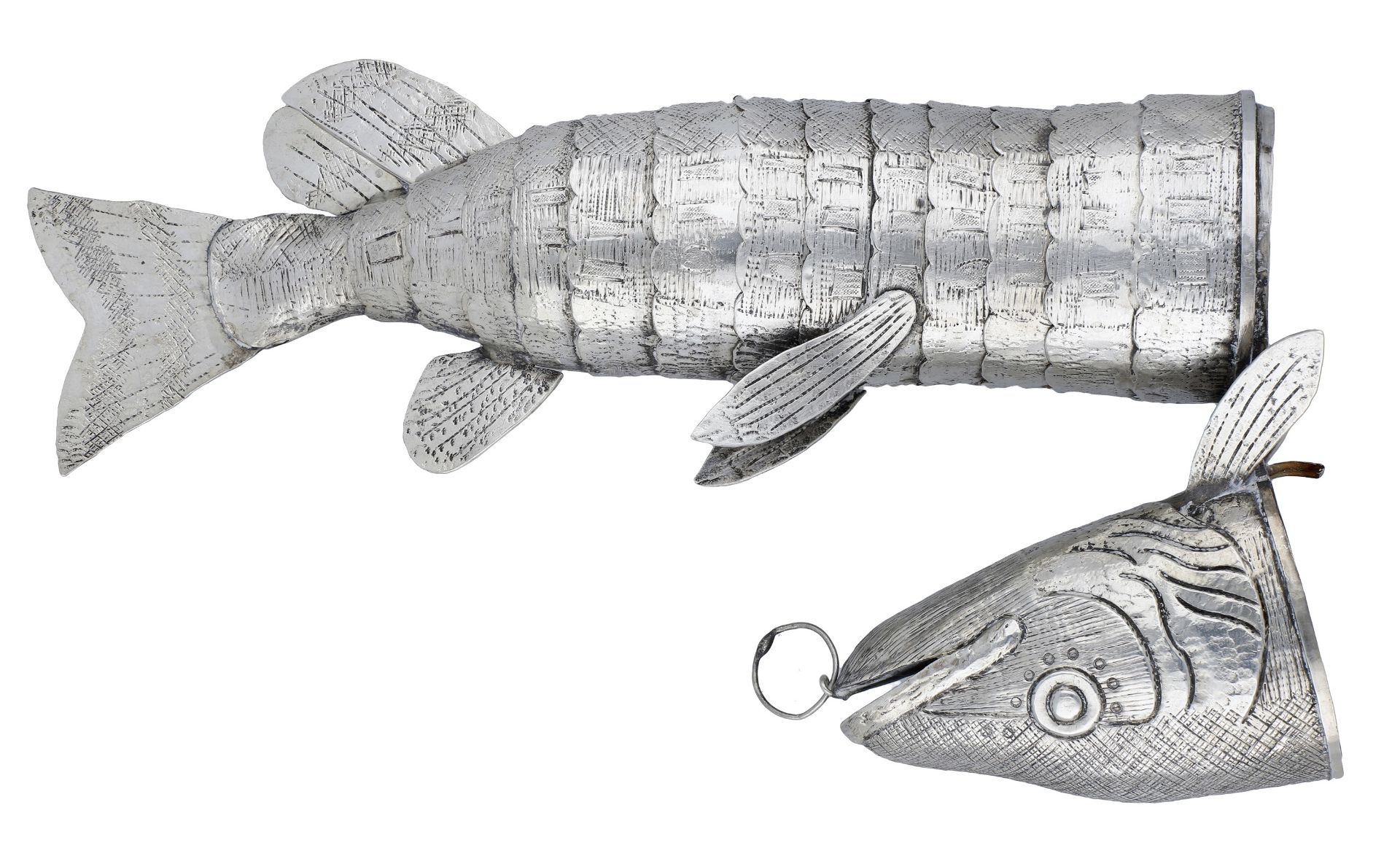 A large silver articulated fish, with pelvic and pectoral fins, the hinged head with open mo... - Bild 3 aus 3