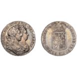William and Mary (1688-1694), Halfcrown, 1689, second shield, caul only frosted, pearls, edg...