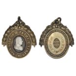 London Pitt Club, an oval silver-gilt member's badge, c. 1810-15, cameo portrait of William...