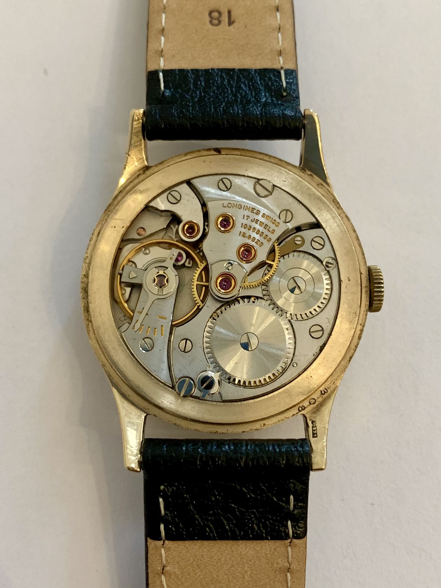 Longines. A gold wristwatch, Ref. 13322, circa 1959. Movement: cal. 12.68ZS, manual winding... - Image 4 of 5