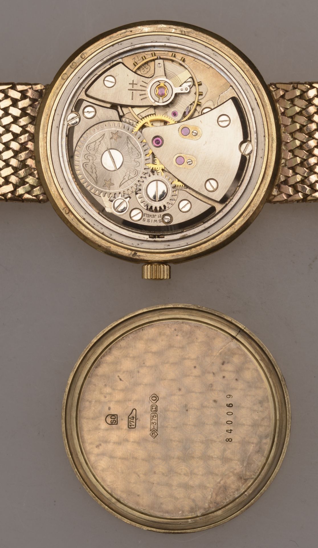 Rotary. A gold bracelet watch, circa 1960. Movement: manual winding, 21 jewels. Dial: silv... - Image 3 of 4