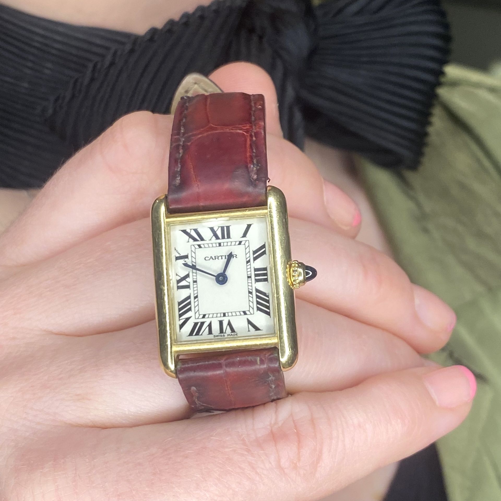 Cartier. A lady's gold rectangular wristwatch, Ref. 2442, Tank, circa 2000. Movement: quart... - Bild 4 aus 4