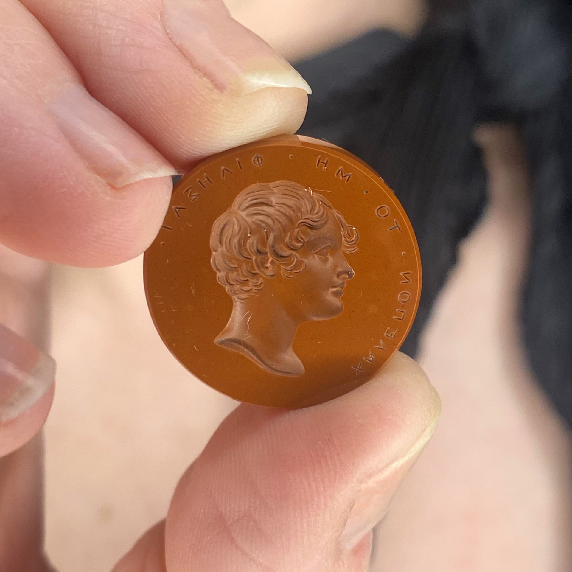 A late 18th century unmounted jasper intaglio, the circular panel finely carved to depict th... - Image 3 of 3