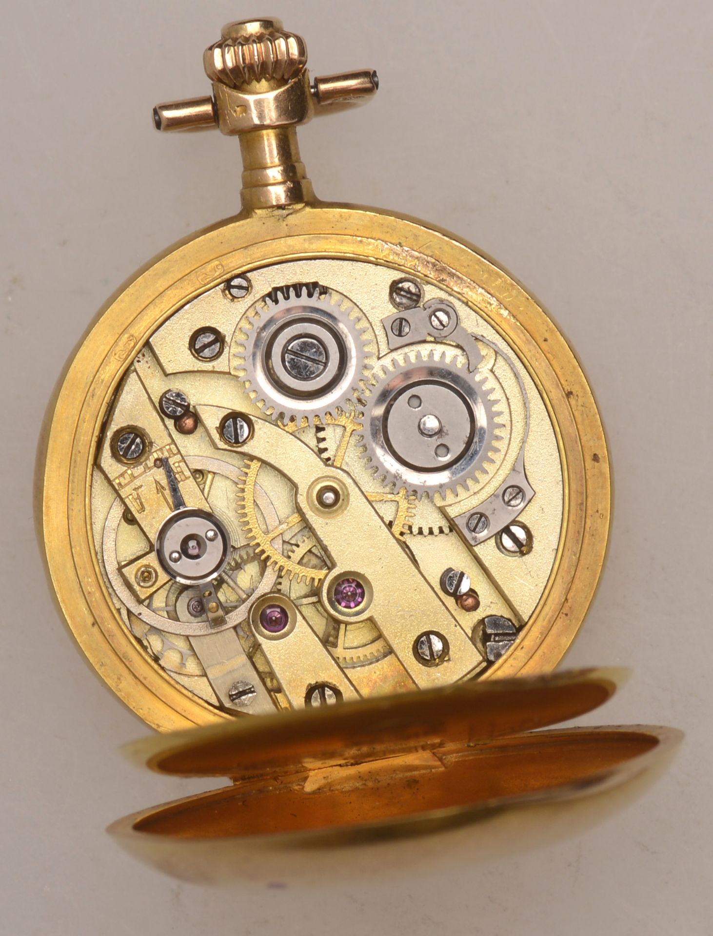 Swiss. A small lady's gold and diamond-set hunting cased keyless watch, circa 1910. Movemen... - Image 5 of 5