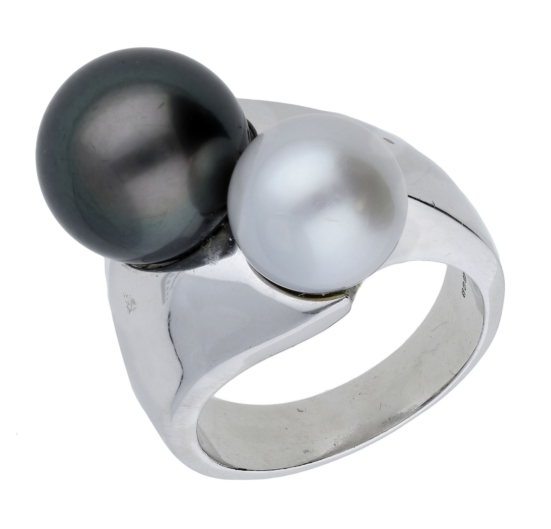 An 18ct white gold and cultured pearl dress ring by Alison Bradley, 2017, of crossover desig...