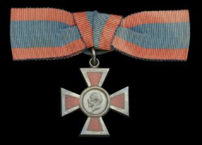 Royal Red Cross, 2nd Class (A.R.R.C.), G.V.R., silver and enamel, unnamed as issued, on lady...