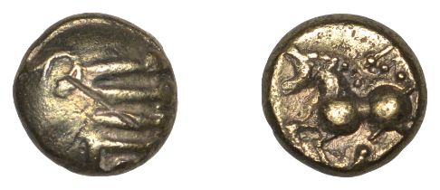 GALLO-BELGIC, Remi, base gold Quarter-Stater, glove or paw, rev. horse prancing left, M abov...