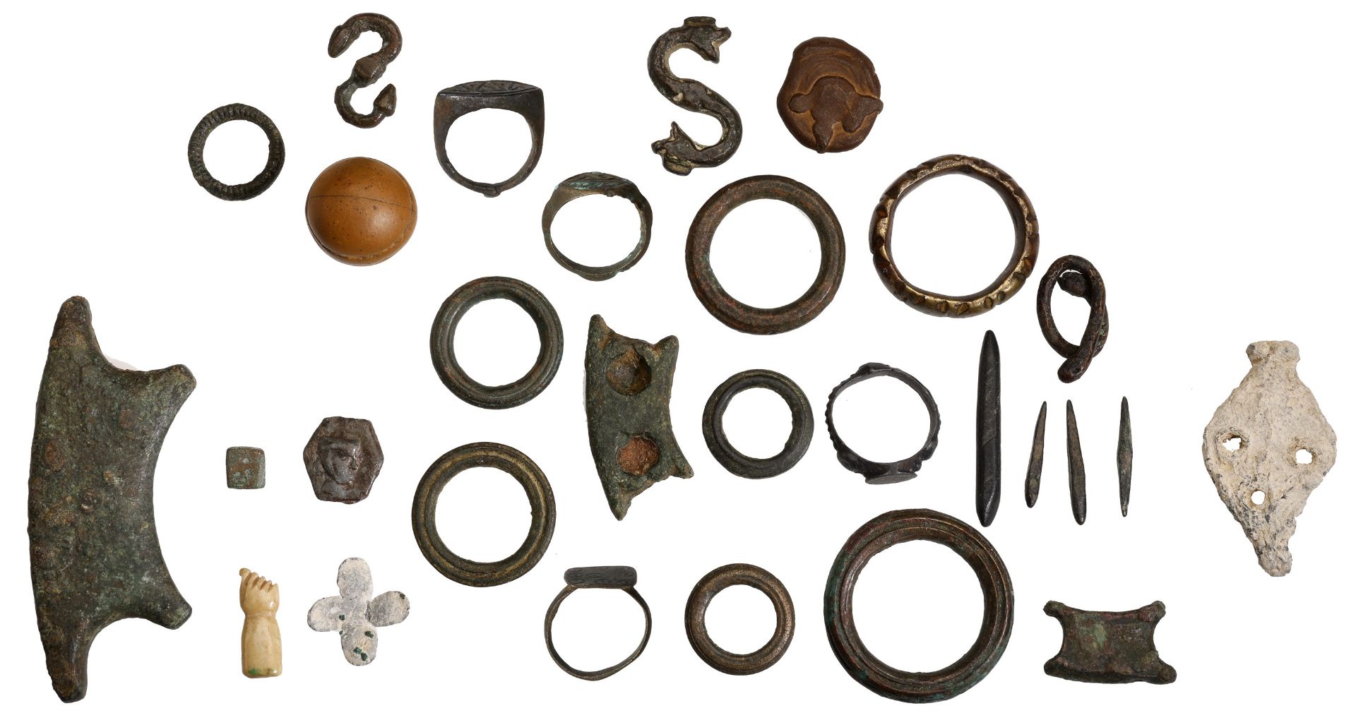 Assorted artefacts (29), including Middle Eastern bronze finger rings (5); bronze ring money... - Image 2 of 2