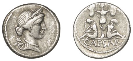 Roman Imperatorial Coinage, The Caesarians, Julius Caesar, Denarius, military mint in Spain,...