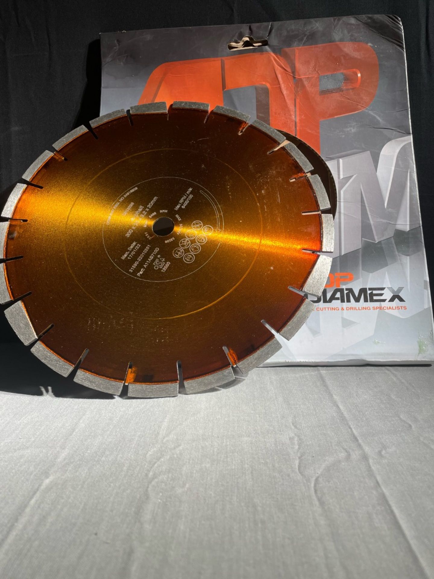 1x new ADP DIAMEX superior+ diamond cutting disc. 300 x 10 x 20mm