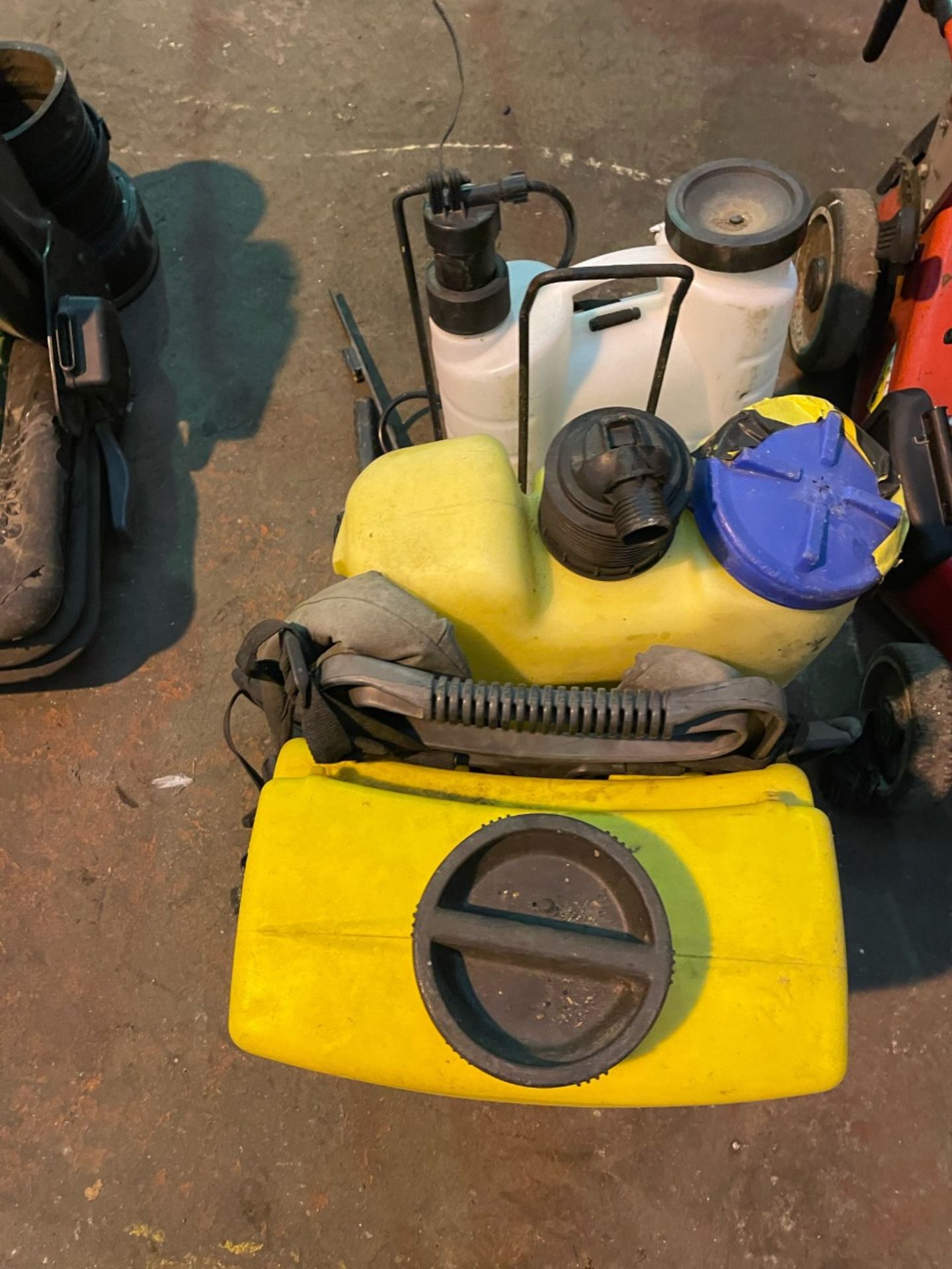 Job lot of 3no. Spraying knapsacks.White one is full unit other 2 are just part units - Image 3 of 4