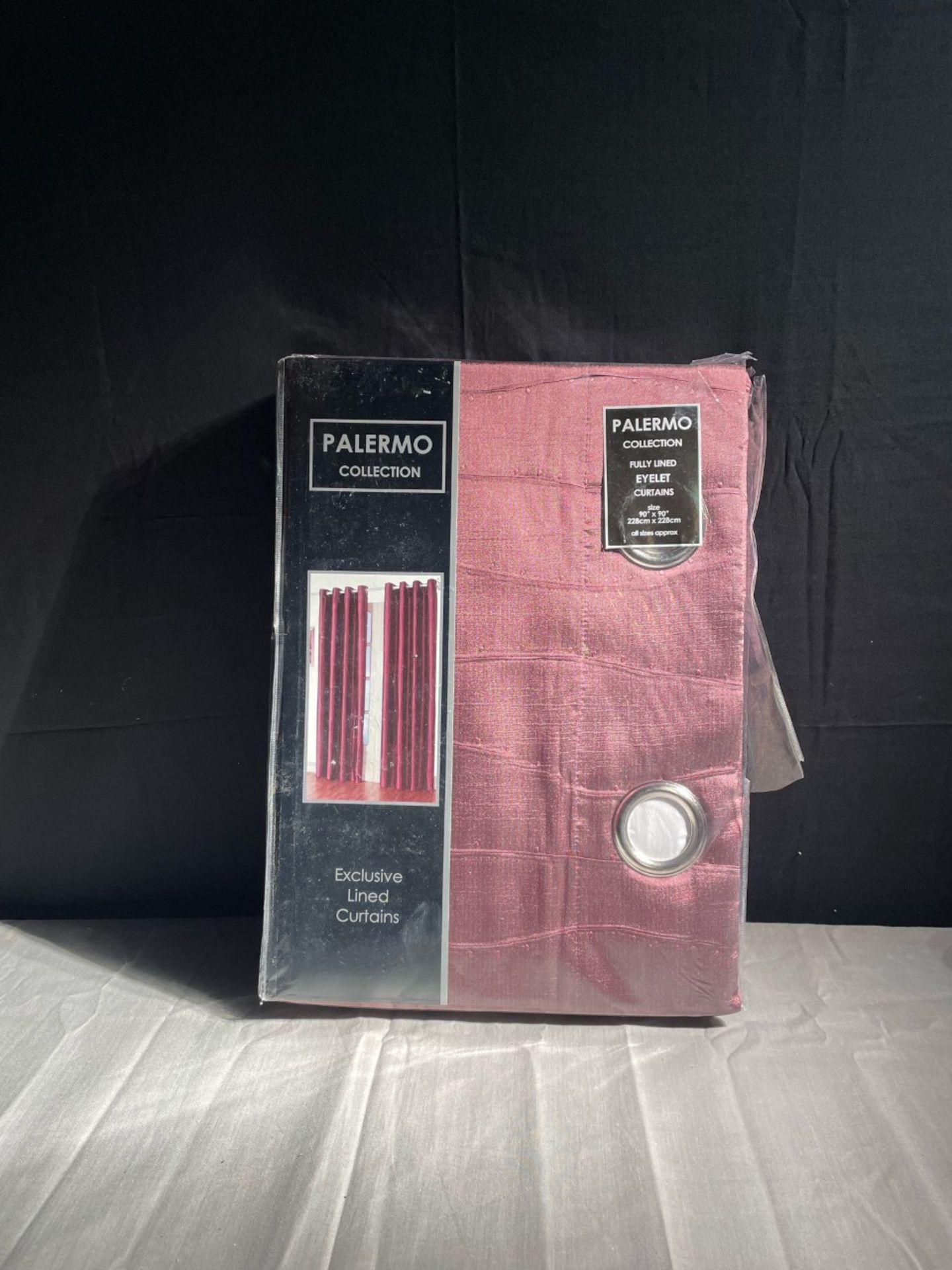 Palermo collection fully lined eyelet curtains. New in packagingSize 90”(228cm) x 90”