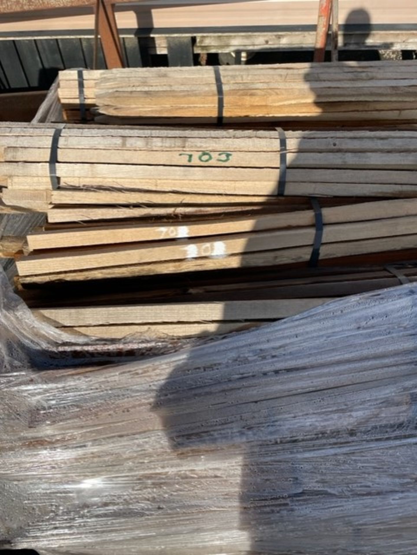 Pallet of stakes all in bundles of 25 the stakes are 1.2 - Image 3 of 3