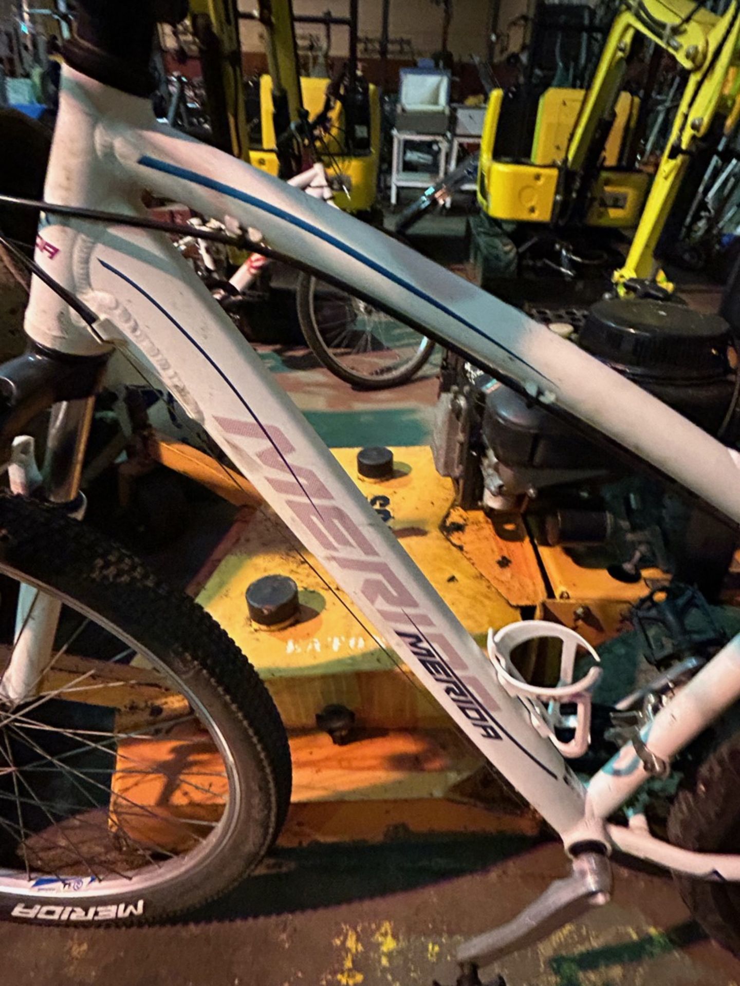 Merida Juliet 6.10 mountain bike. 20” frame good condition - Image 3 of 4