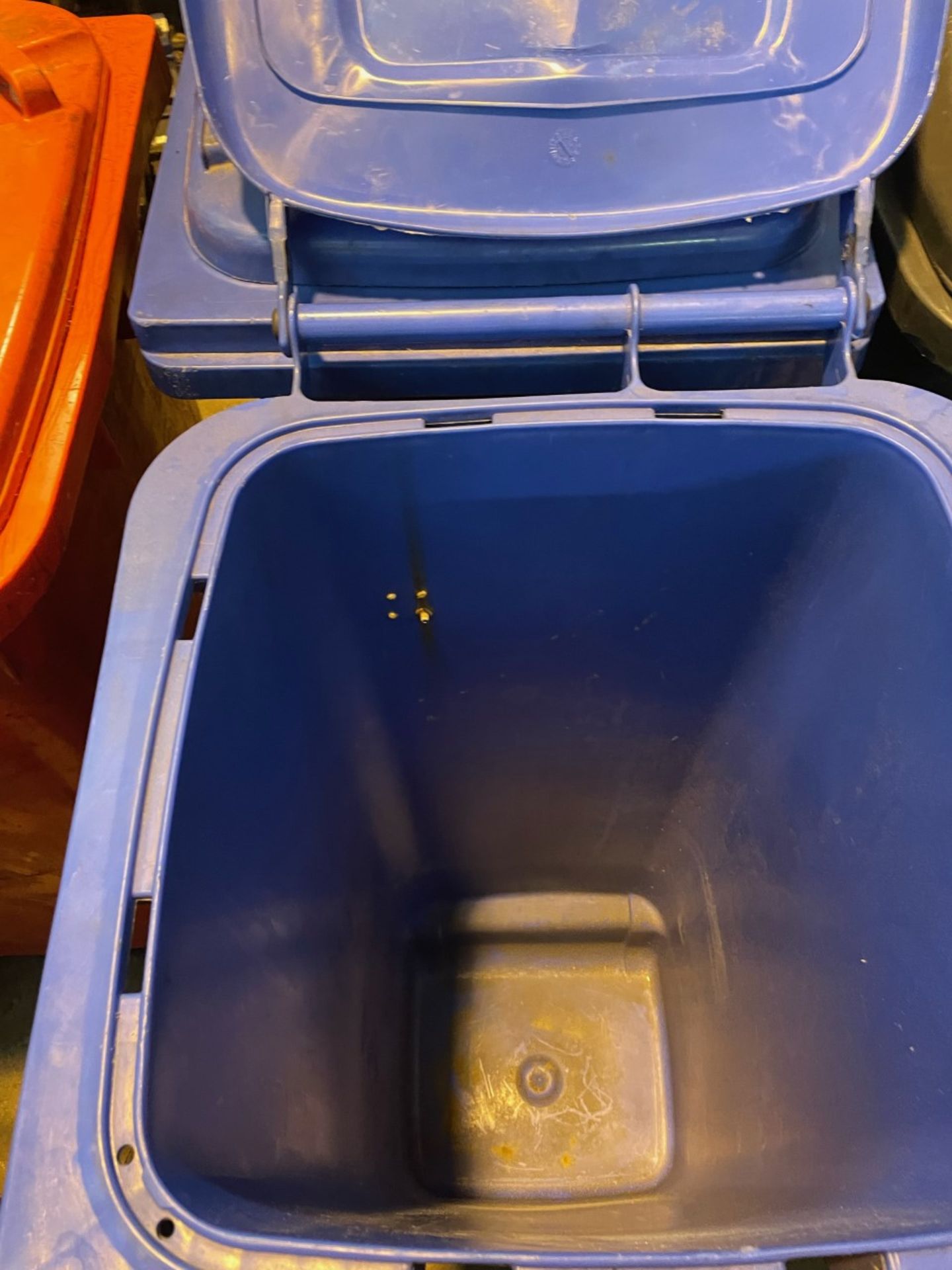 Blue wheelie bin good condition - Image 2 of 3