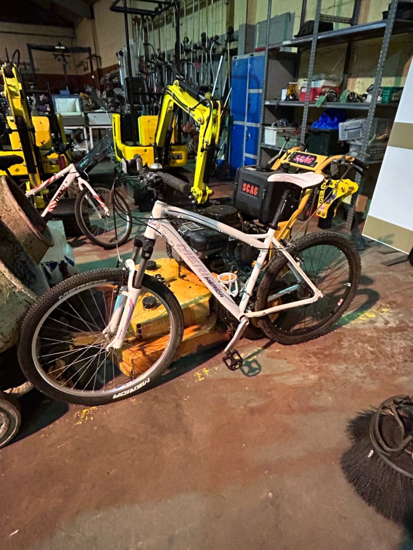 Merida Juliet 6.10 mountain bike. 20” frame good condition