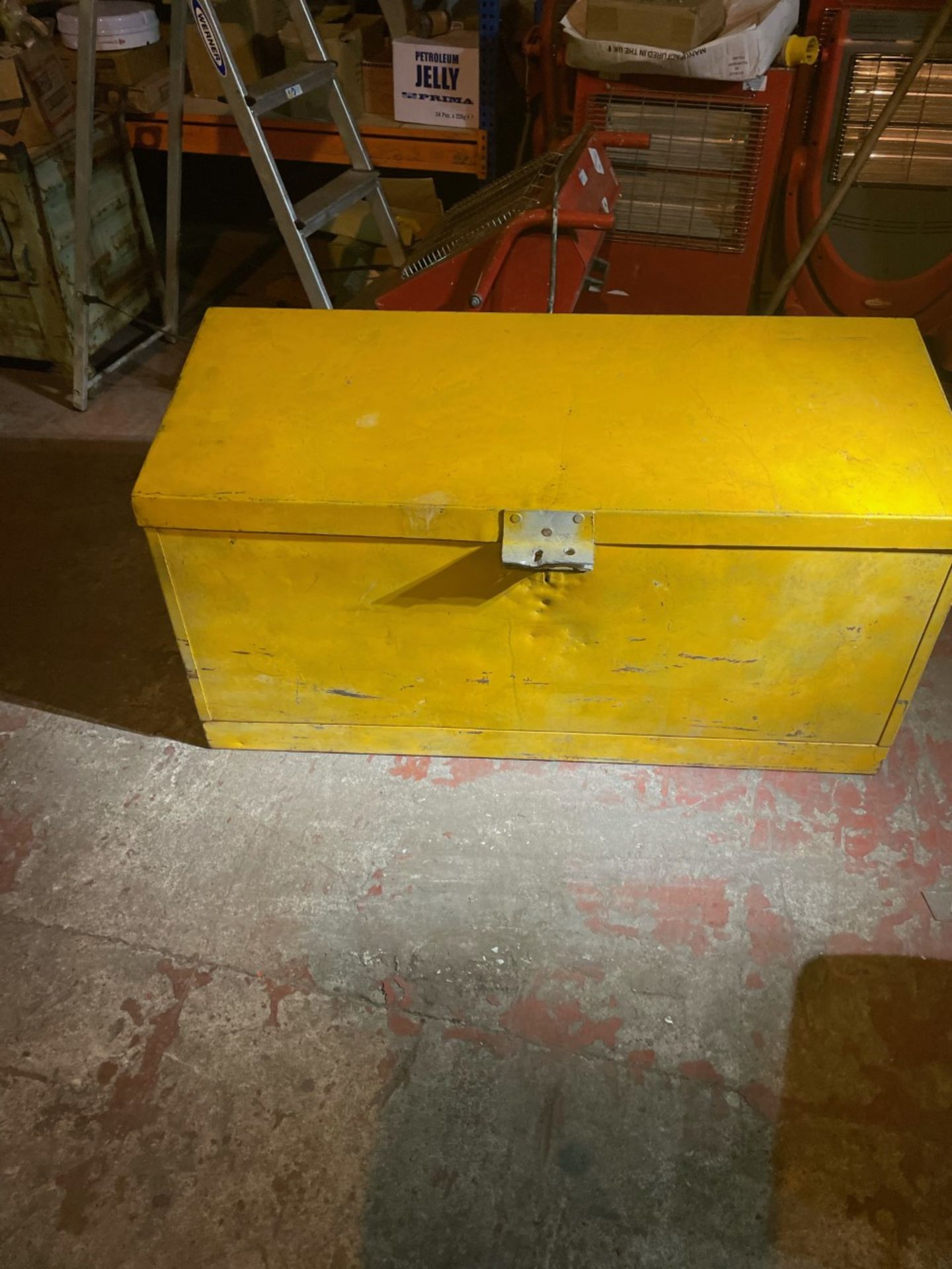 1x metal storage box. 1.2m x 50cm x 58cm