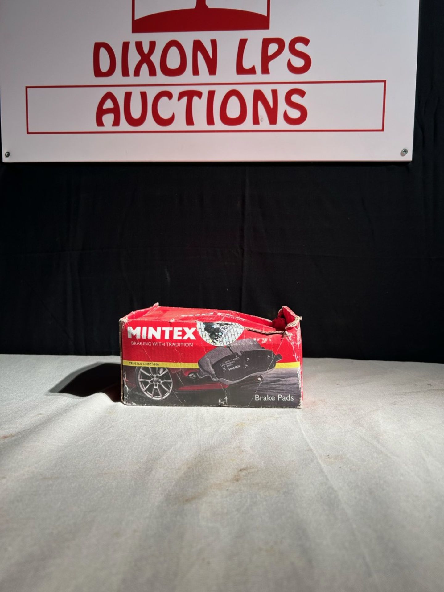 1x new box of mintex MBD2805 brake pad set for Mercedes sprinter/VW crafter van 06-