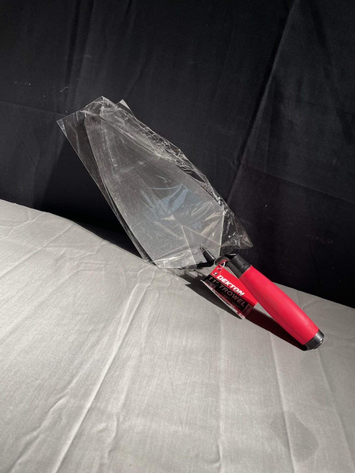 1x new 11” brick laying trowel with soft grip