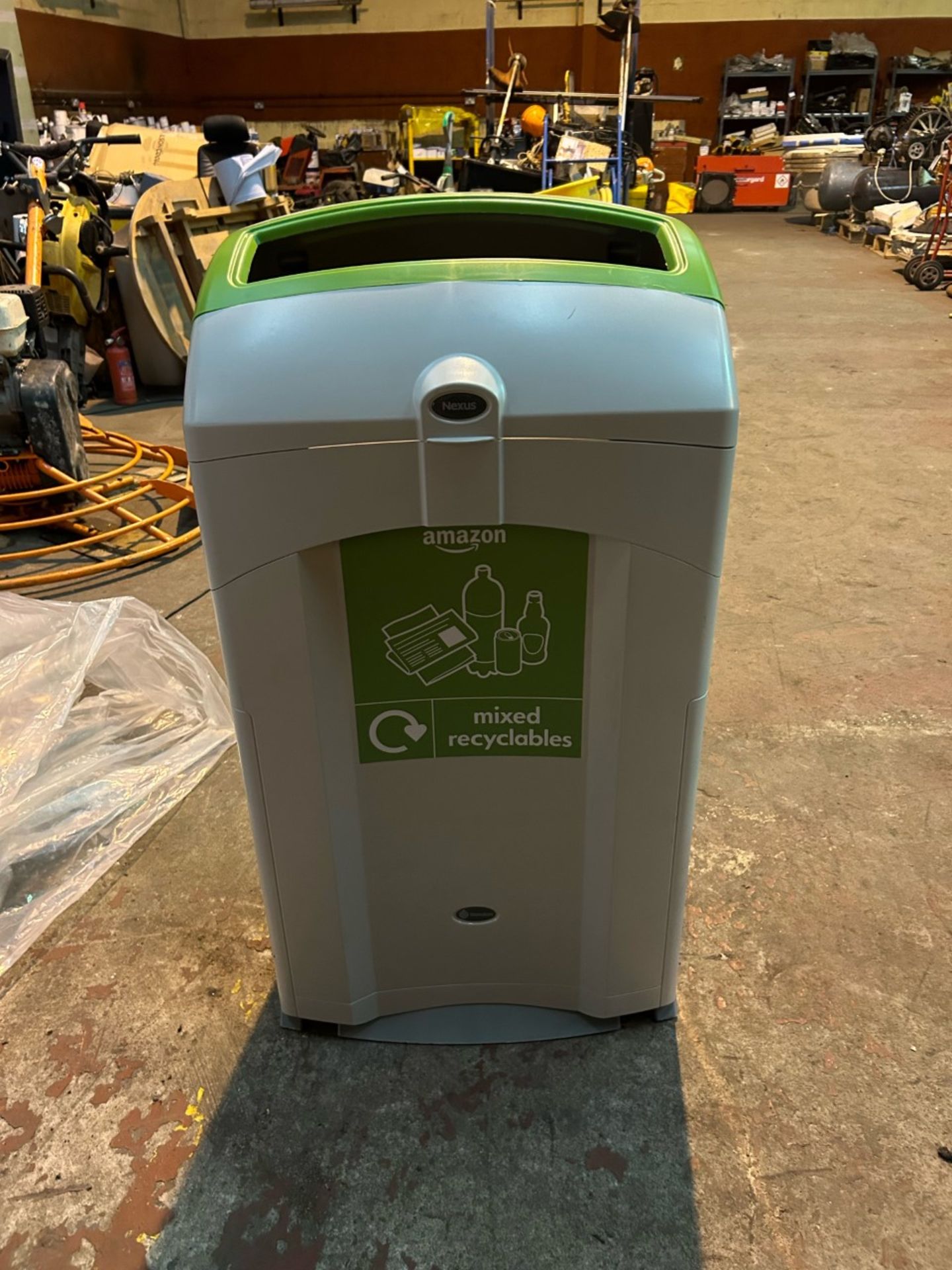 New Gladston nexus 100 mixed recycling bin.