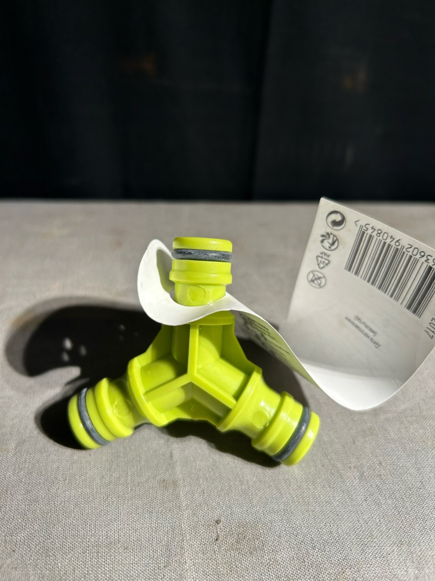 New Verve triple hose pipe connector. - Image 2 of 2