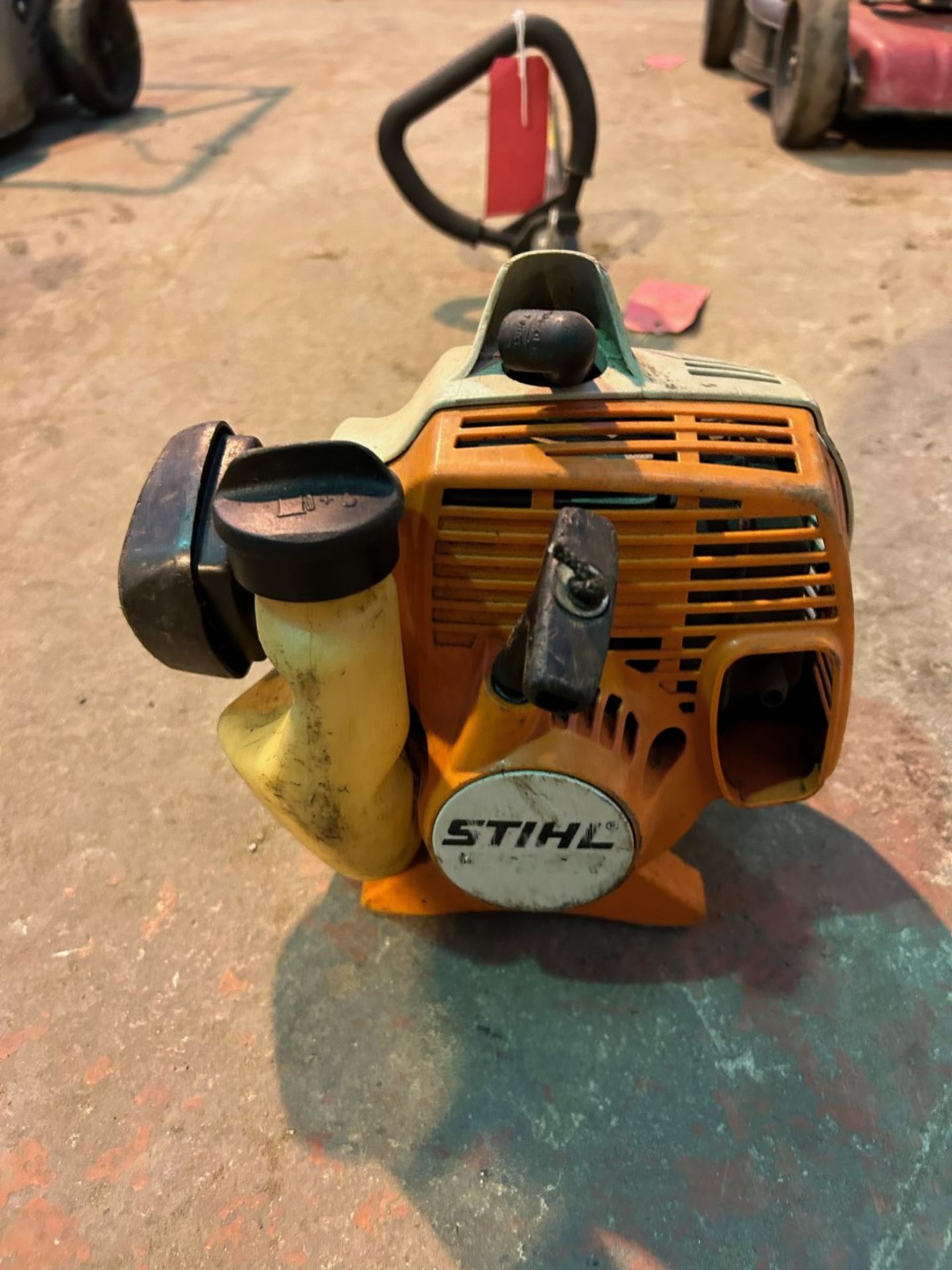 Stihl fs85 spares or repairs needs plug and gearbox head - Image 2 of 2