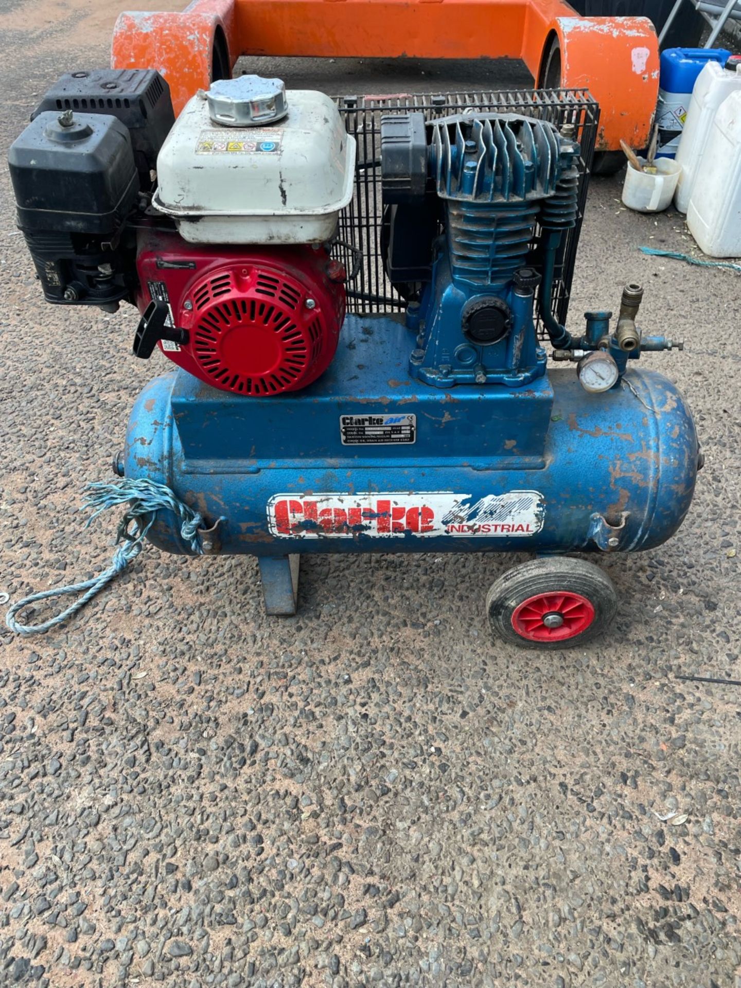 Clarke Honda 6.5hp engine powered 50L portable air compressor. Sold as seen