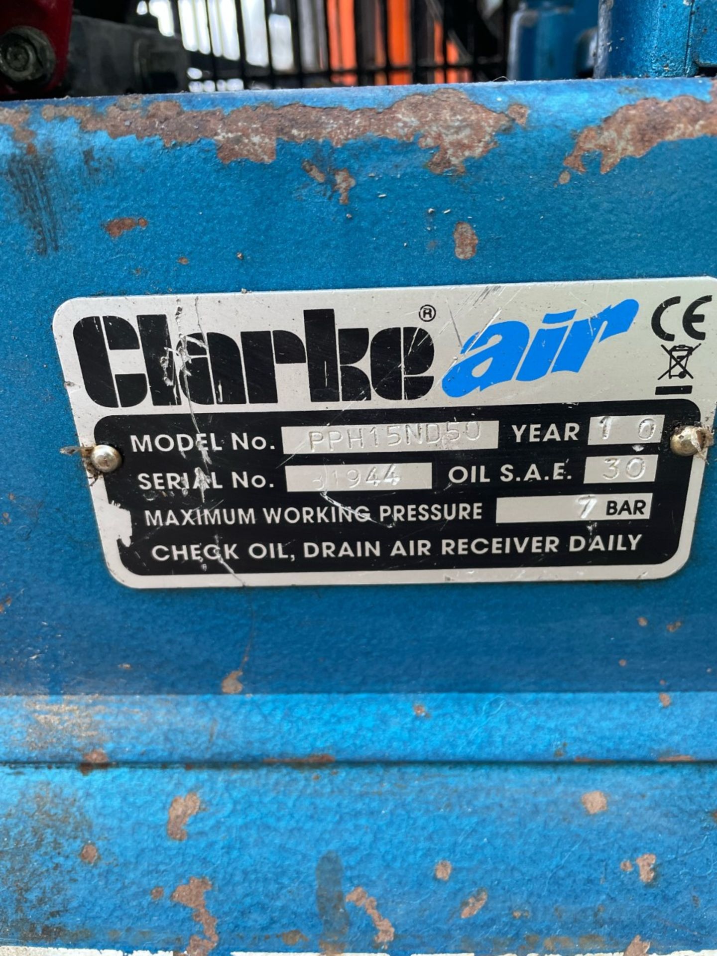 Clarke Honda 6.5hp engine powered 50L portable air compressor. Sold as seen - Image 2 of 4